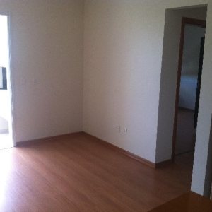Apartamento com 62m², 2 dormitórios, 1 vaga, no bairro Petrópolis em Caxias do Sul para Comprar