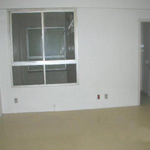 Sala com 24m², no bairro Centro em Caxias do Sul para Alugar