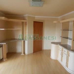 Apartamento com 95m², 3 dormitórios, 1 vaga, no bairro Lourdes em Caxias do Sul para Alugar