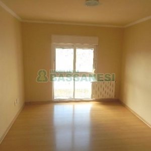 Apartamento com 95m², 3 dormitórios, 1 vaga, no bairro Lourdes em Caxias do Sul para Alugar