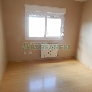 Apartamento com 95m², 3 dormitórios, 1 vaga, no bairro Lourdes em Caxias do Sul para Alugar