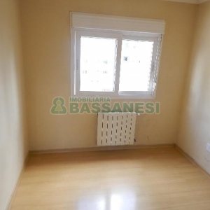 Apartamento com 95m², 3 dormitórios, 1 vaga, no bairro Lourdes em Caxias do Sul para Alugar