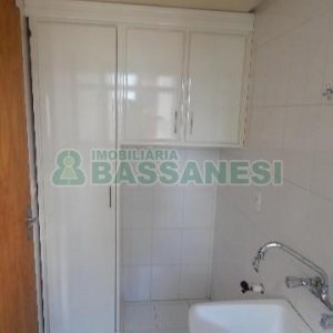 Apartamento com 95m², 3 dormitórios, 1 vaga, no bairro Lourdes em Caxias do Sul para Alugar