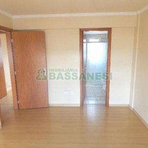 Apartamento com 95m², 3 dormitórios, 1 vaga, no bairro Lourdes em Caxias do Sul para Alugar