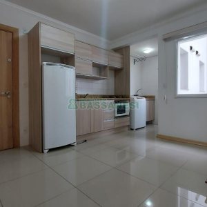 Apto Mobiliado com 37m², 1 dormitório, 1 vaga, no bairro Petrópolis em Caxias do Sul para Comprar