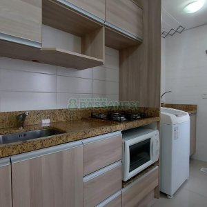Apto Mobiliado com 37m², 1 dormitório, 1 vaga, no bairro Petrópolis em Caxias do Sul para Comprar