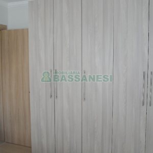 Apartamento com 37m², 1 dormitório, 1 vaga, no bairro Petrópolis em Caxias do Sul para Alugar