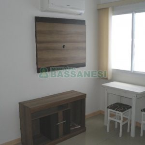 Apartamento com 37m², 1 dormitório, 1 vaga, no bairro Petrópolis em Caxias do Sul para Alugar