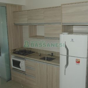 Apartamento com 37m², 1 dormitório, 1 vaga, no bairro Petrópolis em Caxias do Sul para Alugar