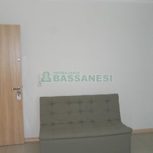 Apartamento com 37m², 1 dormitório, 1 vaga, no bairro Petrópolis em Caxias do Sul para Alugar