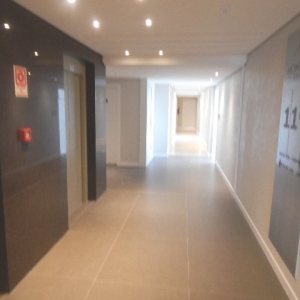 Sala com 41m², no bairro Panazzolo em Caxias do Sul para Comprar