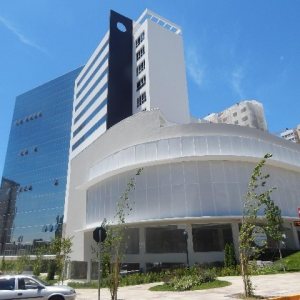 Sala com 41m², no bairro Panazzolo em Caxias do Sul para Comprar