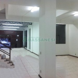 Loja com 137m², no bairro São Pelegrino em Caxias do Sul para Alugar