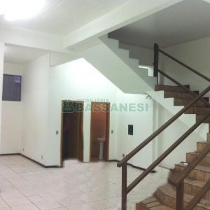 Loja com 137m², no bairro São Pelegrino em Caxias do Sul para Alugar