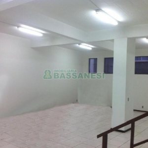 Loja com 137m², no bairro São Pelegrino em Caxias do Sul para Alugar