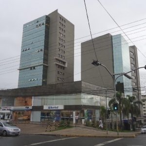 Sala com 58m², 1 vaga, no bairro Pio X em Caxias do Sul para Comprar