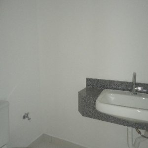 Sala com 58m², 1 vaga, no bairro Pio X em Caxias do Sul para Comprar