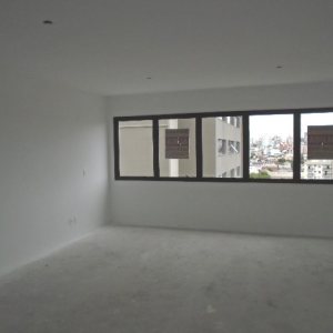 Sala com 42m², 1 vaga, no bairro Pio X em Caxias do Sul para Comprar
