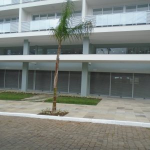 Loja com 180m², 2 vagas, no bairro Jardim América em Caxias do Sul para Comprar