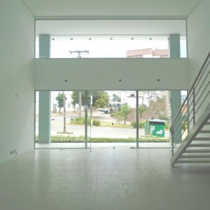 Loja com 180m², 2 vagas, no bairro Jardim América em Caxias do Sul para Comprar