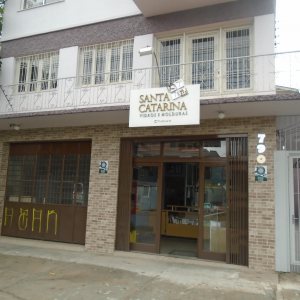 Loja com 110m², no bairro Pio X em Caxias do Sul para Alugar