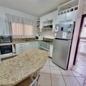 Apartamento com 144m², 3 dormitórios, 2 vagas, no bairro Panazzolo em Caxias do Sul para Alugar