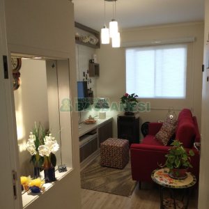 Apartamento com 49m², 2 dormitórios, 1 vaga, no bairro Vinhedos em Caxias do Sul para Comprar