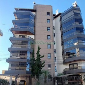 Apto Mobiliado com 112m², 4 dormitórios, 2 vagas, no bairro Lourdes em Caxias do Sul para Alugar