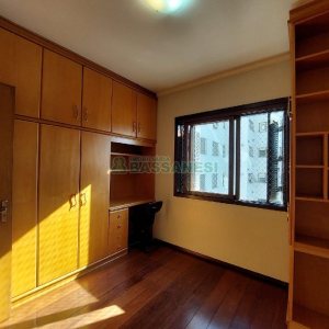 Apto Mobiliado com 112m², 4 dormitórios, 2 vagas, no bairro Lourdes em Caxias do Sul para Alugar