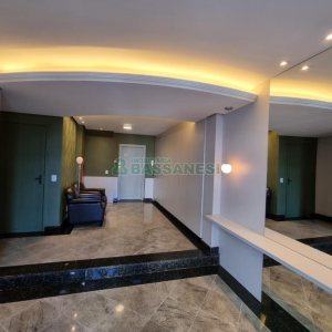 Apto Mobiliado com 80m², 2 dormitórios, 1 vaga, no bairro Madureira em Caxias do Sul para Comprar