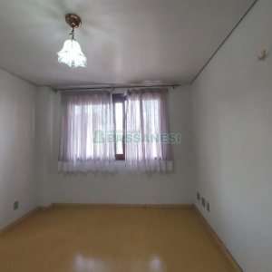 Apto Mobiliado com 80m², 2 dormitórios, 1 vaga, no bairro Madureira em Caxias do Sul para Comprar