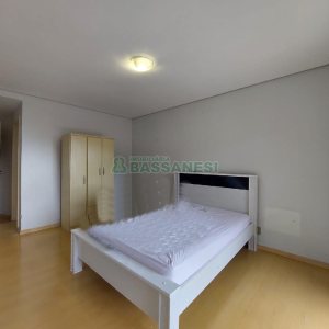 Apto Mobiliado com 80m², 2 dormitórios, 1 vaga, no bairro Madureira em Caxias do Sul para Comprar