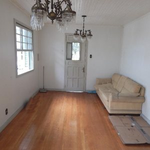 Casa Comercial com 242m², 4 dormitórios, 1 vaga, no bairro Centro em Caxias do Sul para Comprar