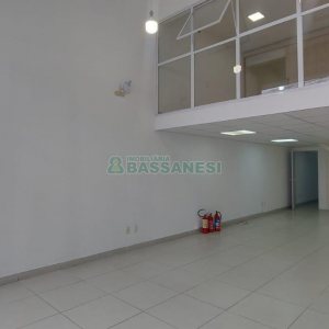 Loja com 98m², no bairro Centro em Caxias do Sul para Alugar