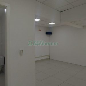 Loja com 98m², no bairro Centro em Caxias do Sul para Alugar