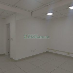 Loja com 98m², no bairro Centro em Caxias do Sul para Alugar