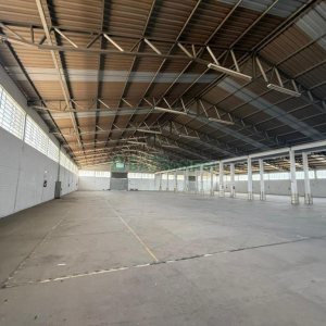Pavilhão com 3000m², no bairro Cidade Nova em Caxias do Sul para Alugar