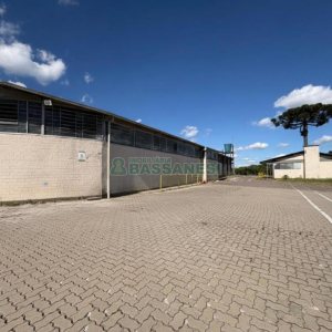 Pavilhão com 3000m², no bairro Cidade Nova em Caxias do Sul para Alugar