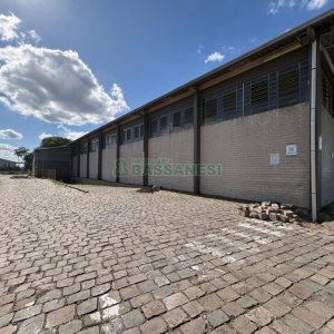 Pavilhão com 3000m², no bairro Cidade Nova em Caxias do Sul para Alugar