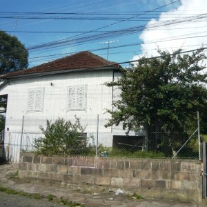 Casa com 180m², 3 dormitórios, no bairro Rio Branco em Caxias do Sul para Comprar