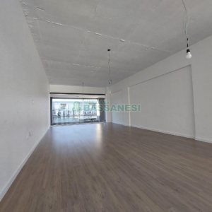 Loja com 102m², no bairro Rio Branco em Caxias do Sul para Alugar