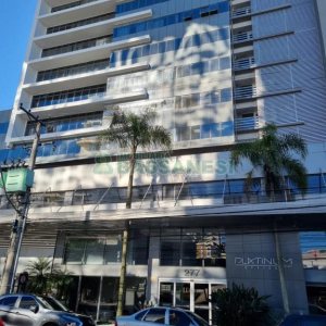 Sala com 63m², 2 vagas, no bairro São Pelegrino em Caxias do Sul para Comprar