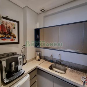 Sala com 63m², 2 vagas, no bairro São Pelegrino em Caxias do Sul para Comprar