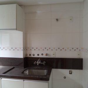 Apartamento com 98m², 3 dormitórios, 2 vagas, no bairro São Pelegrino em Caxias do Sul para Alugar