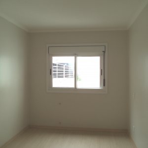 Apartamento com 98m², 3 dormitórios, 2 vagas, no bairro São Pelegrino em Caxias do Sul para Alugar