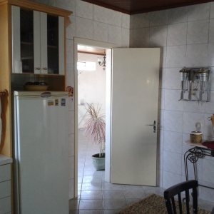 Casa com 200m², 3 dormitórios, 1 vaga, no bairro Rio Branco em Caxias do Sul para Comprar