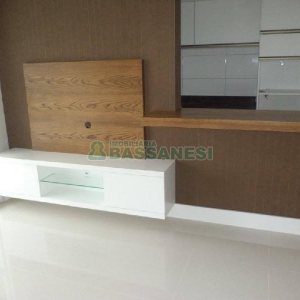 Apto Mobiliado com 67m², 2 dormitórios, 2 vagas, no bairro Santa Catarina em Caxias do Sul para Alugar