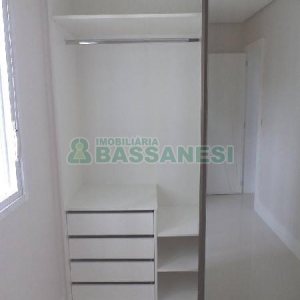 Apto Mobiliado com 67m², 2 dormitórios, 2 vagas, no bairro Santa Catarina em Caxias do Sul para Alugar