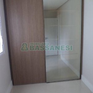 Apto Mobiliado com 67m², 2 dormitórios, 2 vagas, no bairro Santa Catarina em Caxias do Sul para Alugar