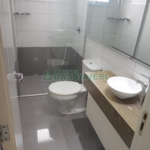 Apto Mobiliado com 67m², 2 dormitórios, 2 vagas, no bairro Santa Catarina em Caxias do Sul para Alugar